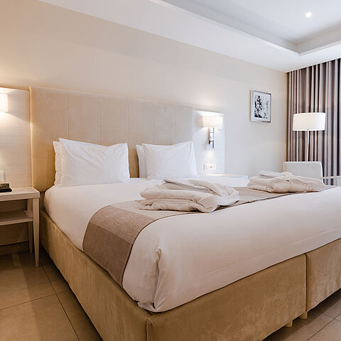 Deluxe room | Maritim Antonine Hotel & Spa Malta