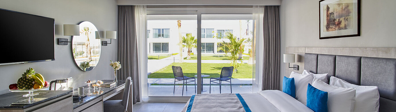 Room in the "Sports Area" Modern double room at Maritim Jolie Ville Resort & Casino Sharm El Sheikh with terrace and garden views