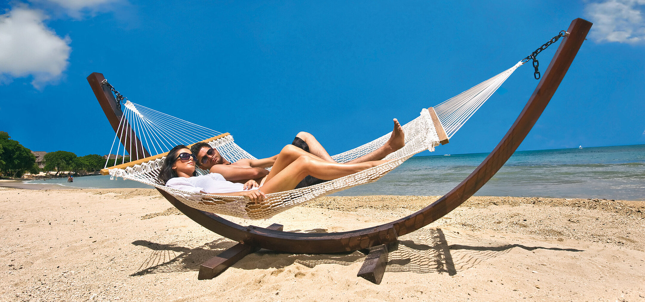 Hammock on the beach | Maritim Hotel Mauritius