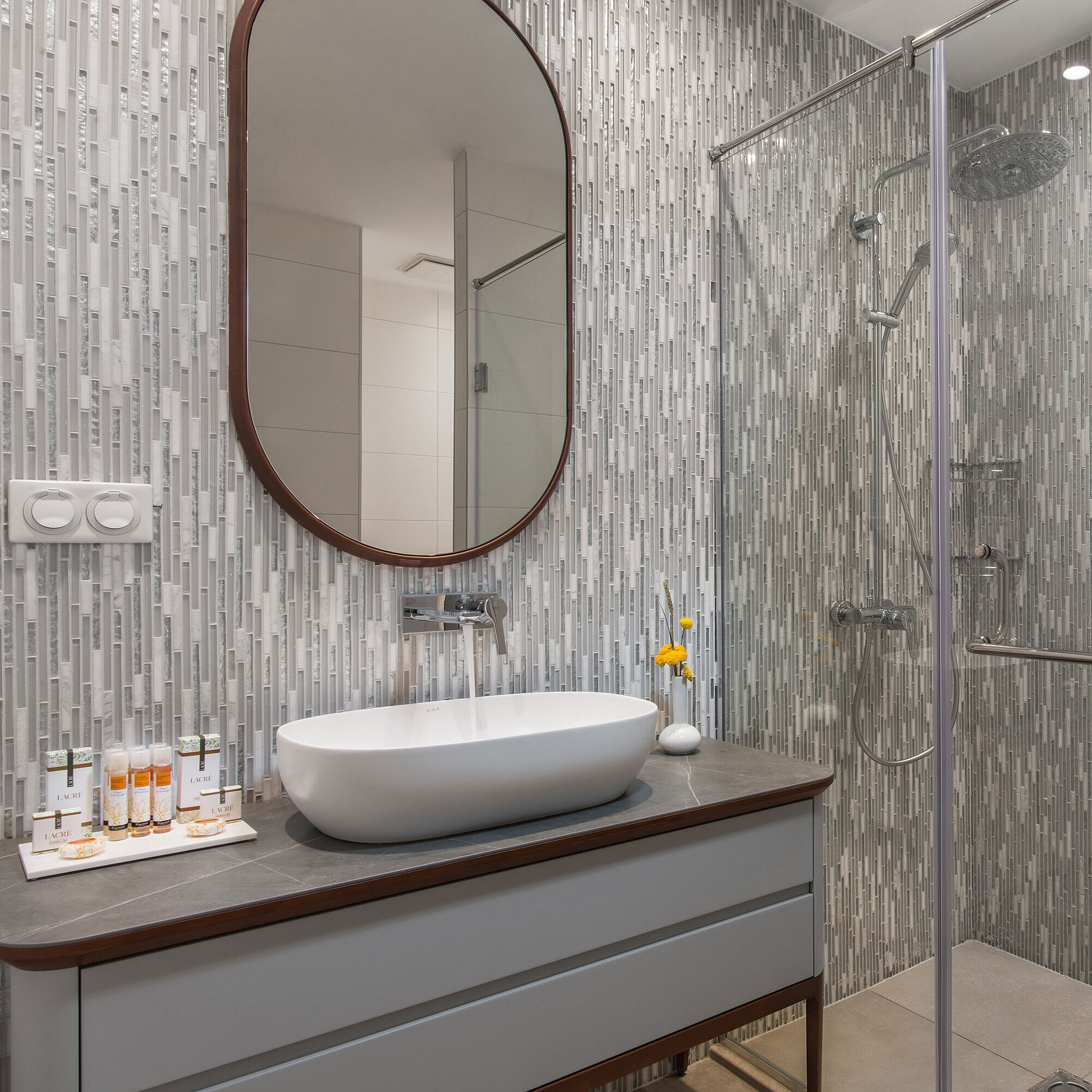 Executive bathroom Executive bathroom | Maritim Hotel Amelia Albena Resort