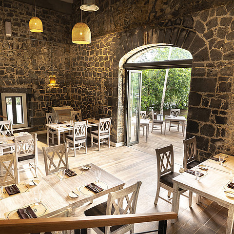 Anno 1743 Restaurant | Maritim Hotel Mauritius