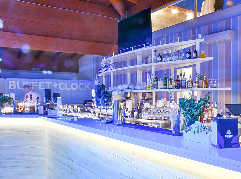 Pool bar | Maritim Resort Calabria